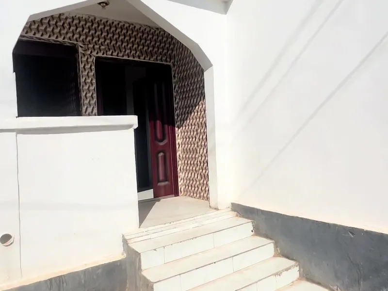 5 Bedroom Villa in Wadada Muuse Biixi, Hargeisa — $250/mo
