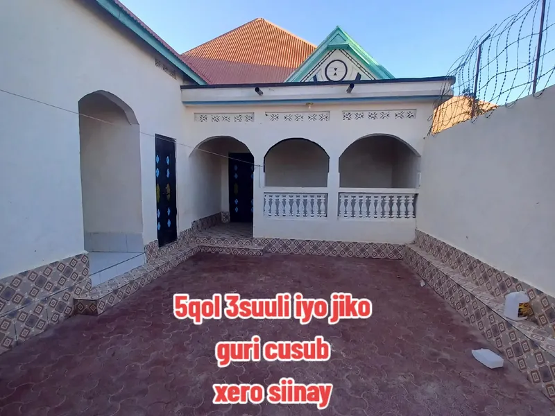 5 Bedroom Villa in Israac, Galkayo — $200/mo