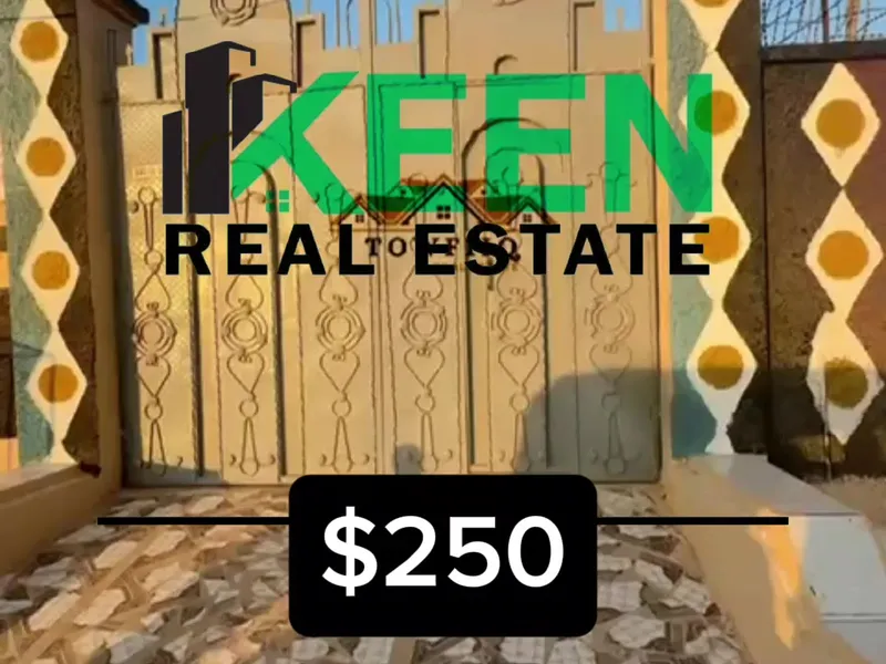 5 Bedroom Villa in 30ka, Garoowe — $250/mo