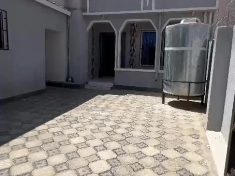 6 Bedroom Villa in Kaalinka Qamar, Hargeisa — $300/mo