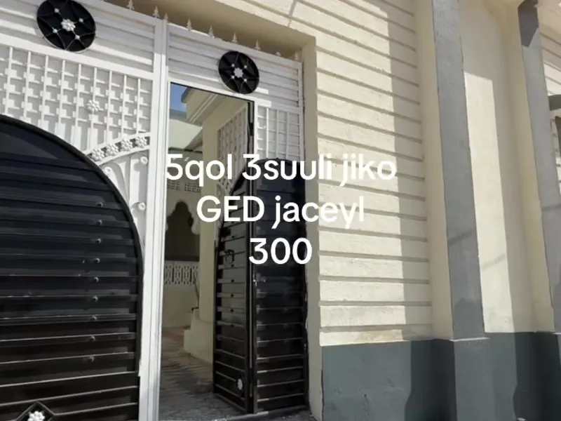 5 Bedroom Villa in Geed Jaceyl, Mogadishu — $300/mo