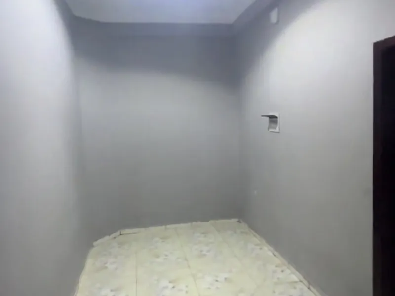 2 Bedroom Apartment in Bakaro, Mogadishu — $250/mo
