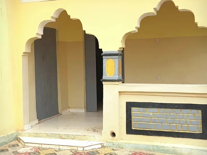 5 Bedroom Villa in Mubarak, Garoowe — $250/mo