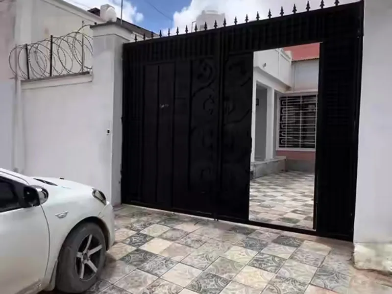 6 Bedroom Villa in Kaalinka Qamar, Hargeisa — $350/mo