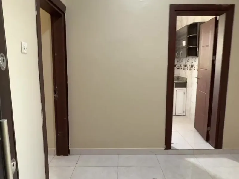 3 Bedroom Apartment in Geed Jaceyl, Mogadishu — $260/mo