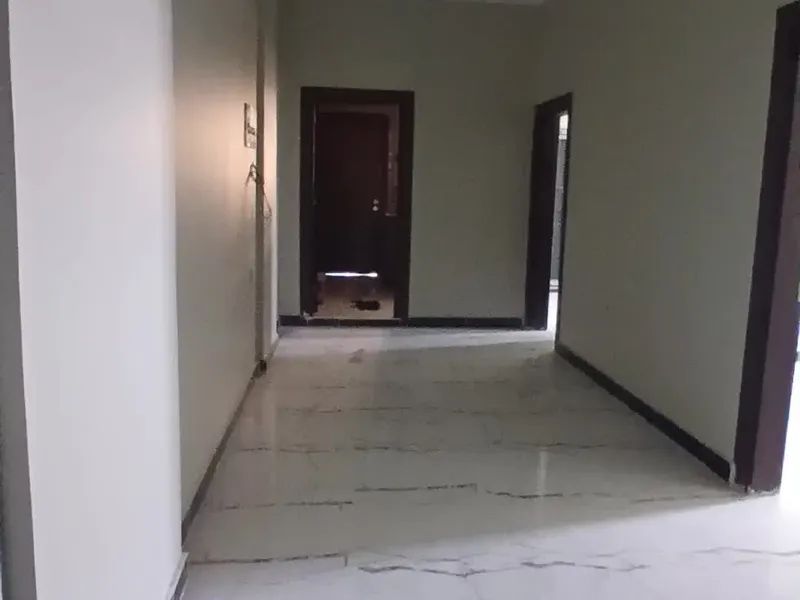 3 Bedroom Apartment in Howl Wadaag, Mogadishu — $360/mo