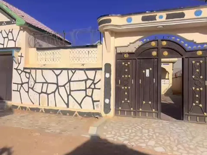 4 Bedroom Villa in Halgan, Garoowe — $250/mo