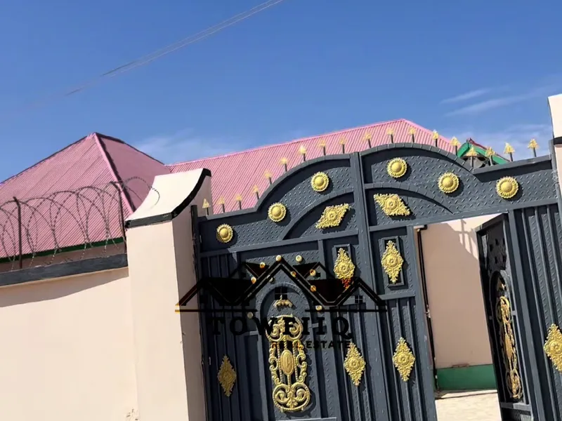 5 Bedroom Villa in Naasa Hablood, Garoowe — $200/mo