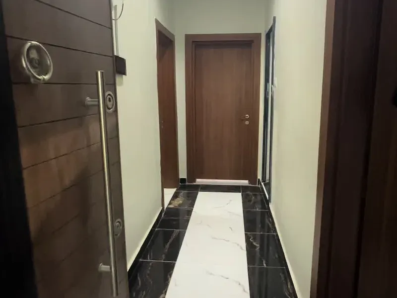 3 Bedroom Apartment in Baar Ubax, Mogadishu — $300/mo
