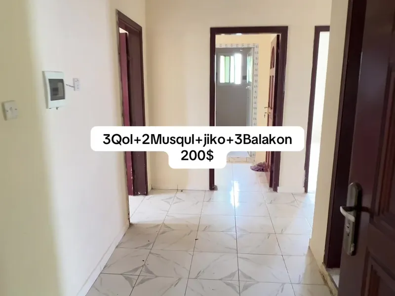 3 Bedroom Apartment in Daaru Salaam, Mogadishu — $200/mo