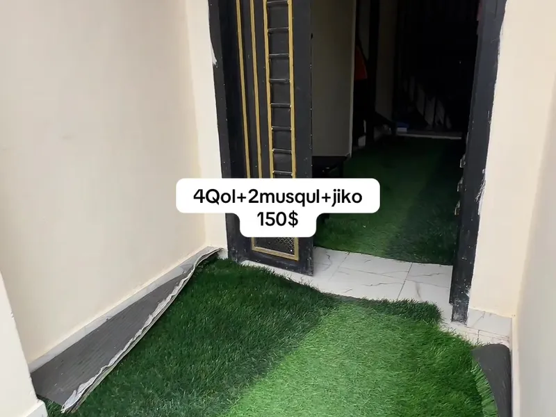 4 Bedroom Apartment in Ciise Cabdi, Mogadishu — $150/mo
