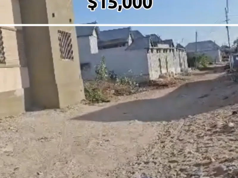 Land in Garasbaaley, Mogadishu — $15,000