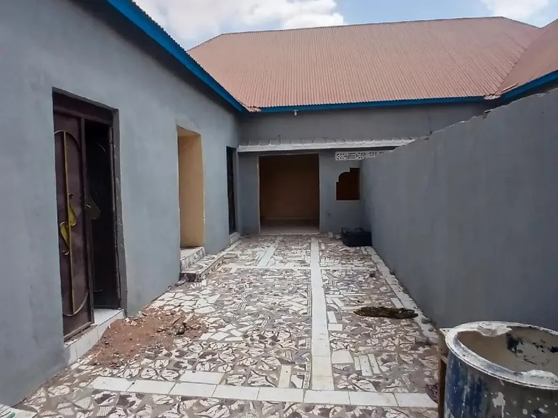 3 Bedroom Villa in Israac, Galkayo — $150/mo