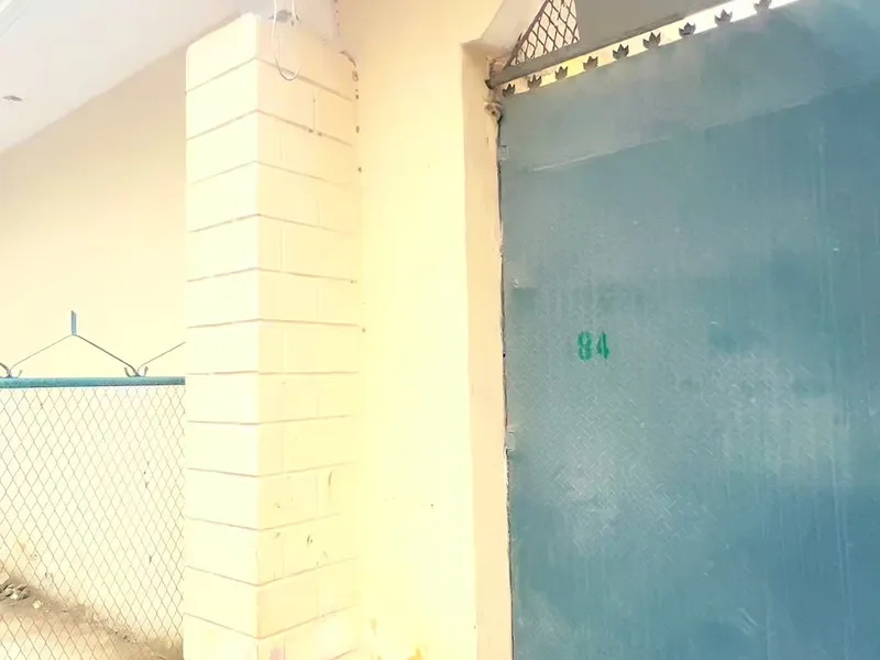5 Bedroom Villa in Baar Raaxo, Mogadishu — $450/mo