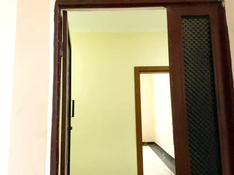 3 Bedroom Apartment in Baar Raaxo, Mogadishu — $360/mo