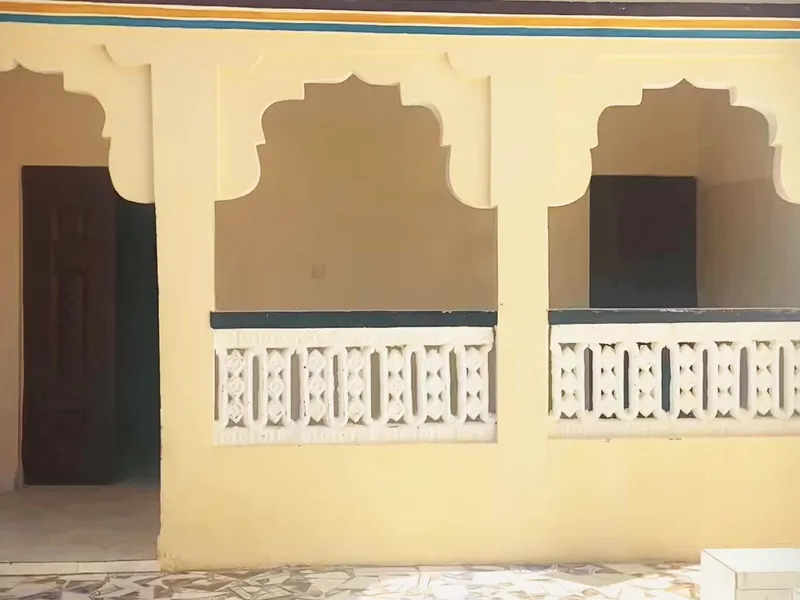 5 Bedroom Villa in Mubarak, Garoowe — $300/mo