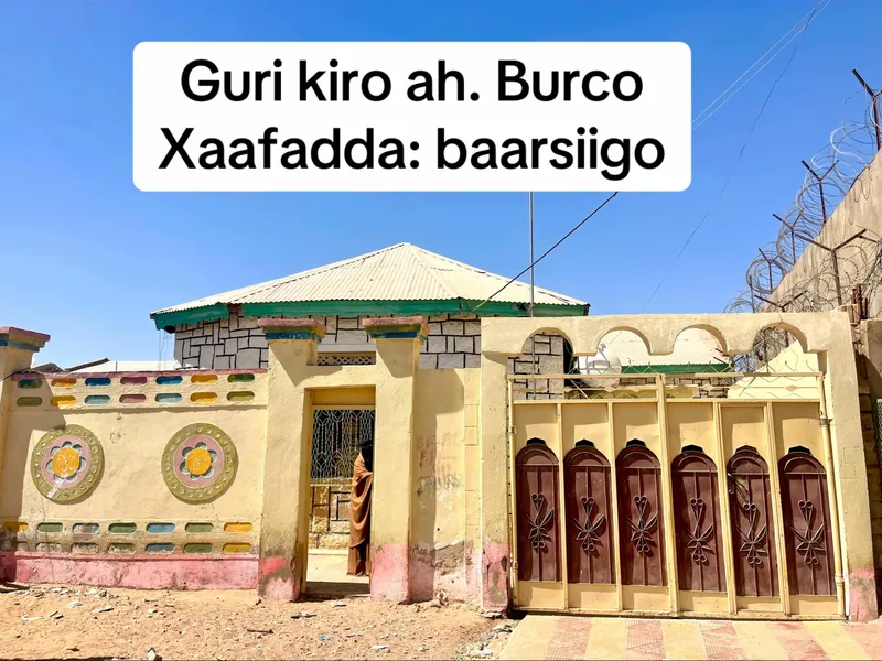 5 Bedroom Villa in Baarsiigo, Burao — $160/mo